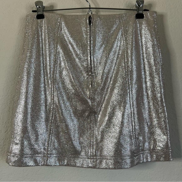 Free People Modern Femme metallic rose gold crackle suede mini skirt size 4 - Picture 5 of 11